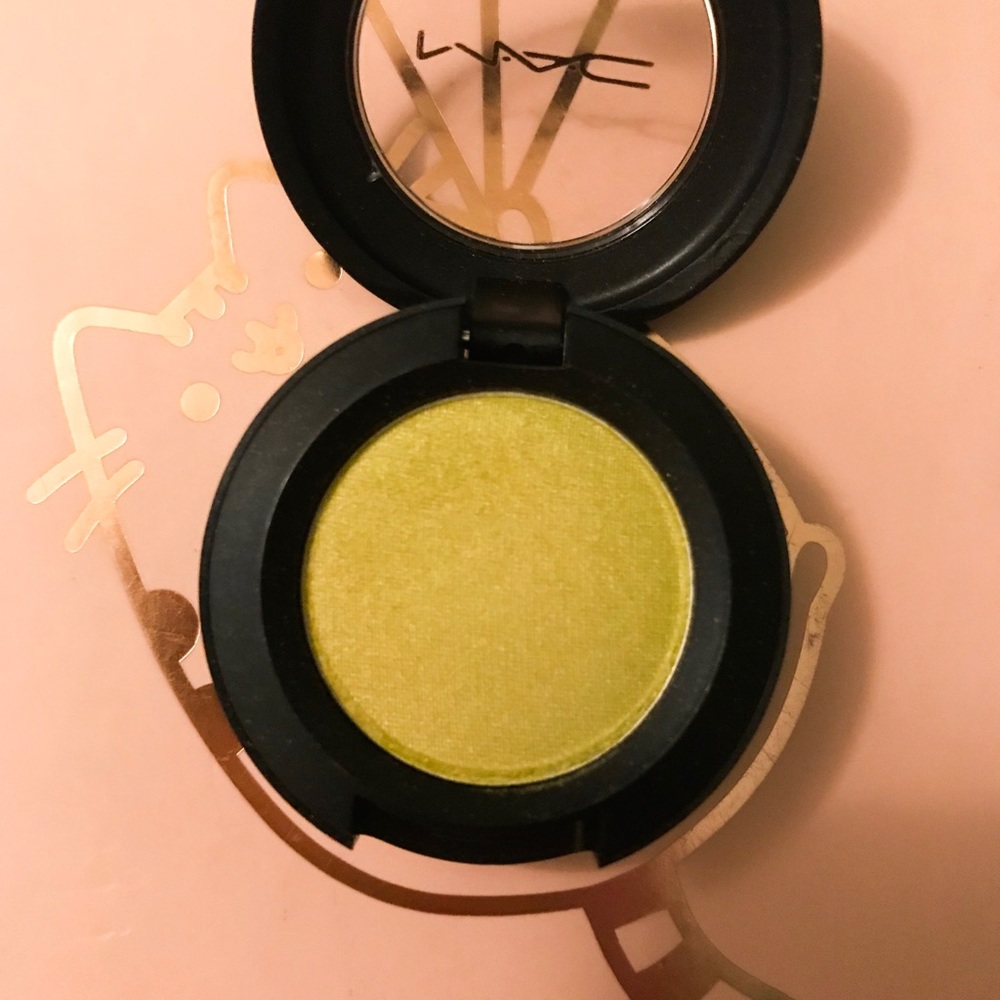 MAC Eyeshadow Single - Nice Energy